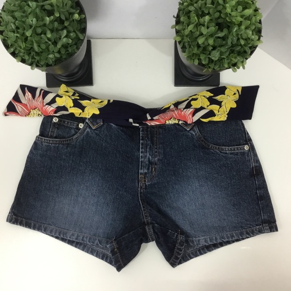 Canon River Blues Jean Shorts, 5(Juniors) - Picture 2 of 5